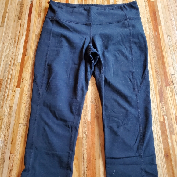 Athleta Revelation Crop Legging - Picture 2 of 8